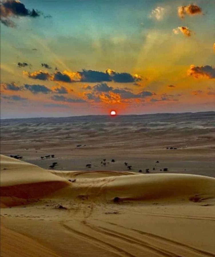 Crescent Desert Private Camp Shahiq ภายนอก รูปภาพ
