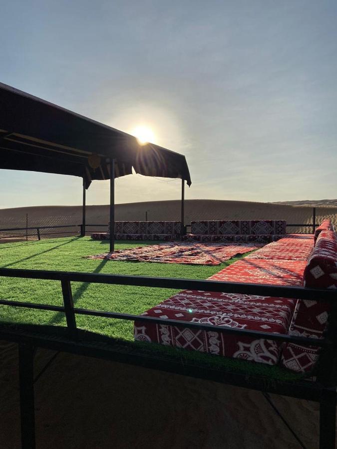 Crescent Desert Private Camp Shahiq ภายนอก รูปภาพ